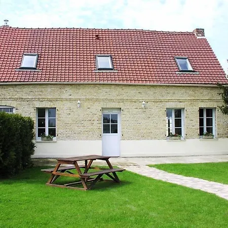 Le Grand Large 1 Holiday home *