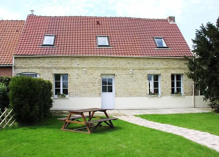 Le Grand Large 1 Holiday home *